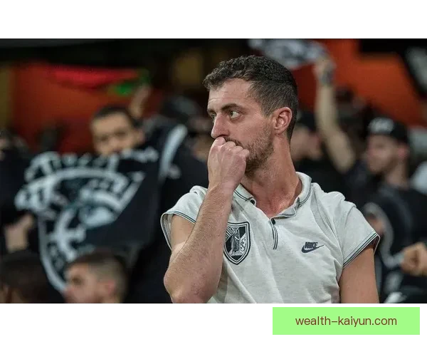 吉马良斯近期比赛数据持续稳定,展示出球队的竞争力增强。 吉马良斯近期比赛数据持续稳定,展示出球队的竞争力增强。